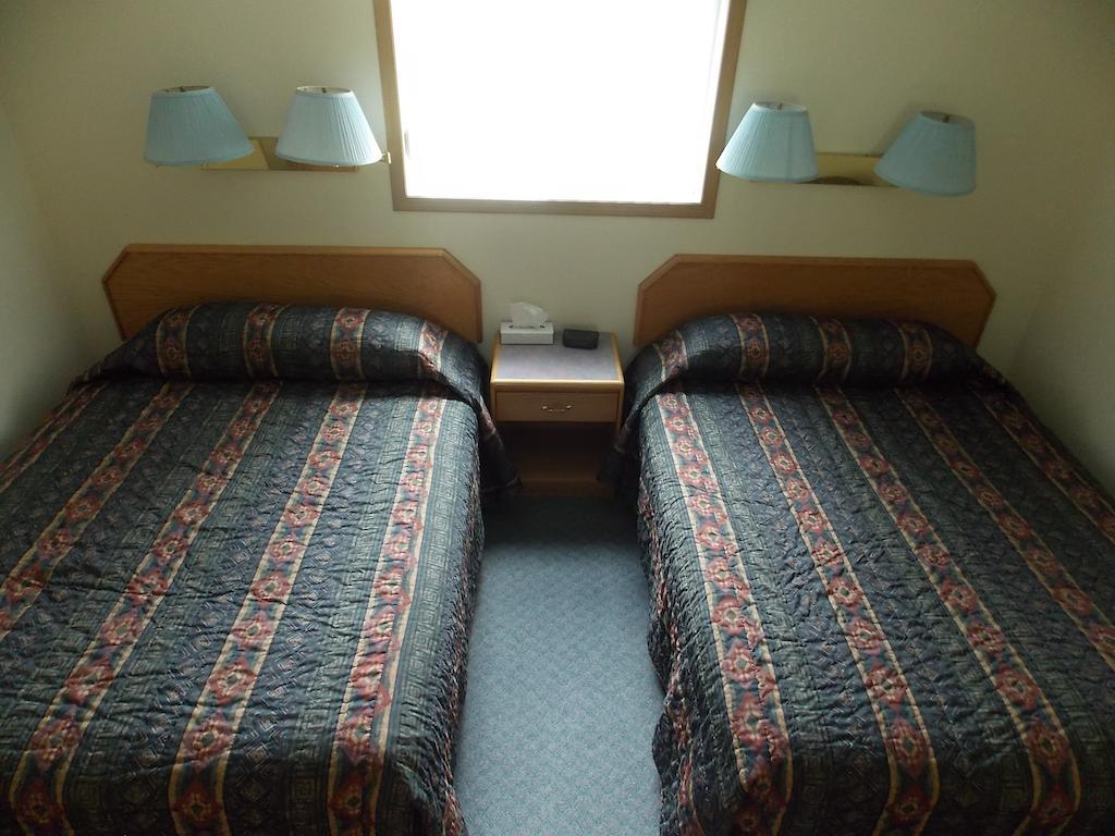 Blue River Motel 部屋 写真
