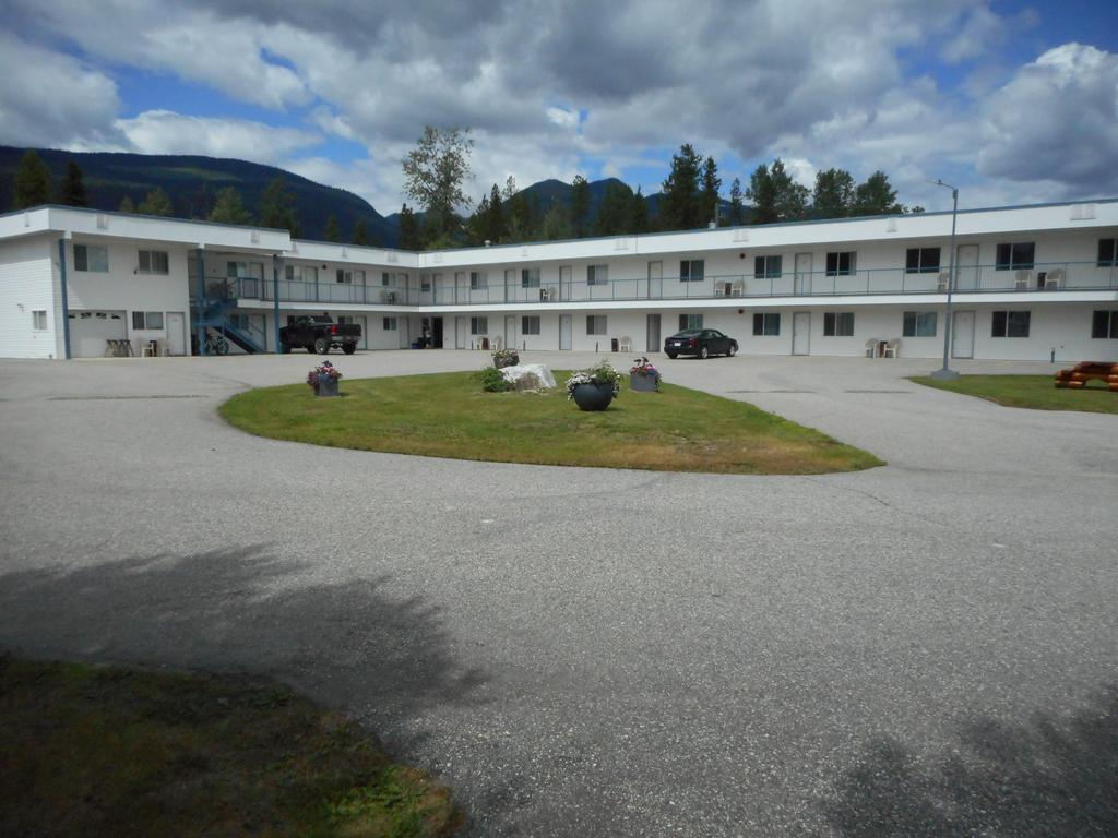 Blue River Motel エクステリア 写真