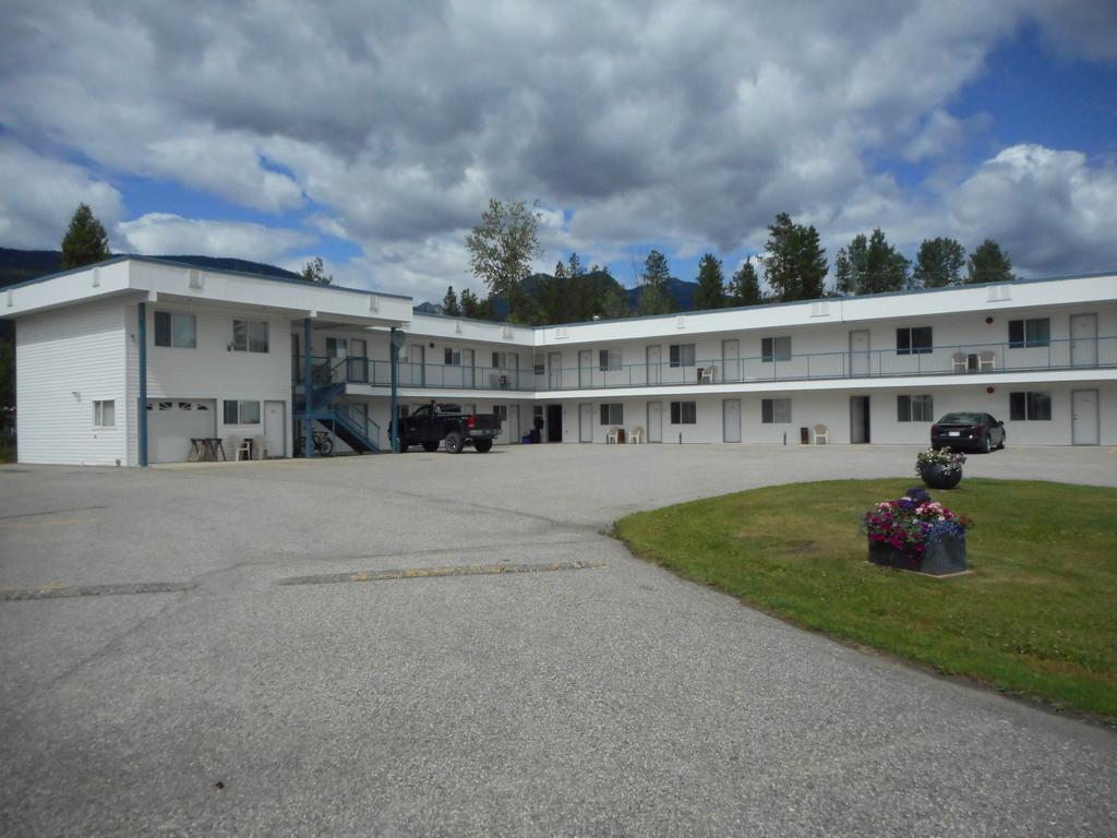 Blue River Motel エクステリア 写真